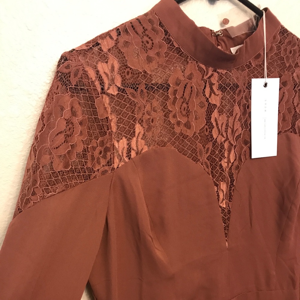Lush lace inset romper